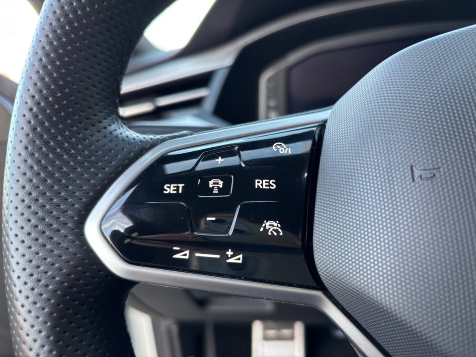 VW Arteon 1,4 eHybrid R-line Shooting Brake DSG 5d