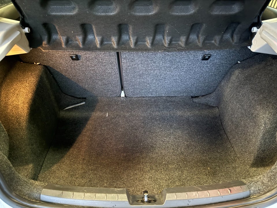 Seat Ibiza 1,2 12V 70 Reference SC 3d