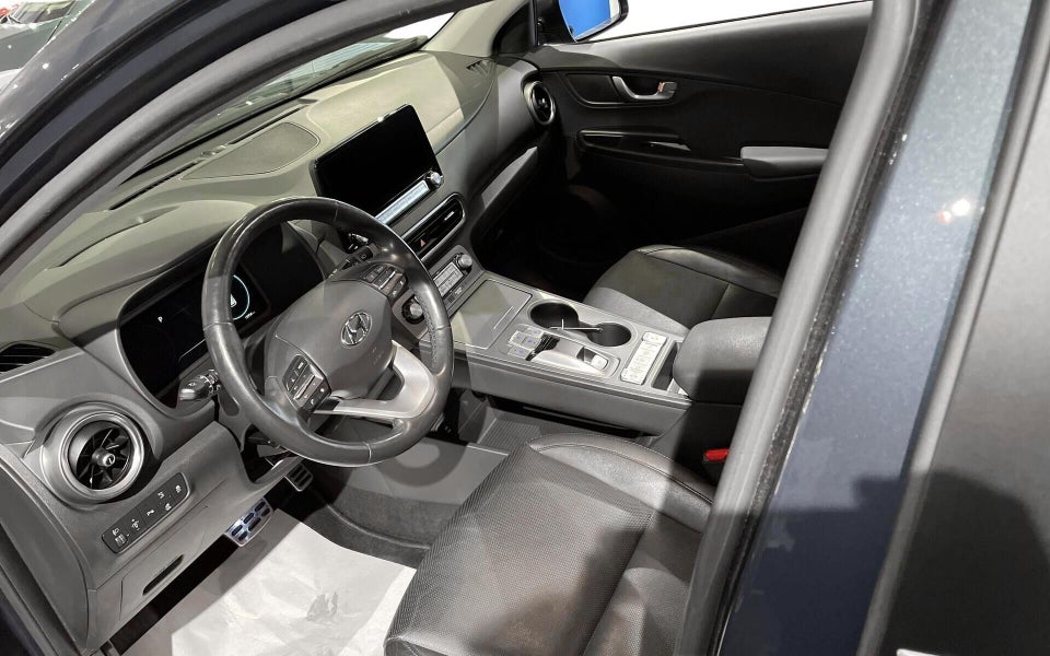 Hyundai Kona 64 EV Ultimate 5d