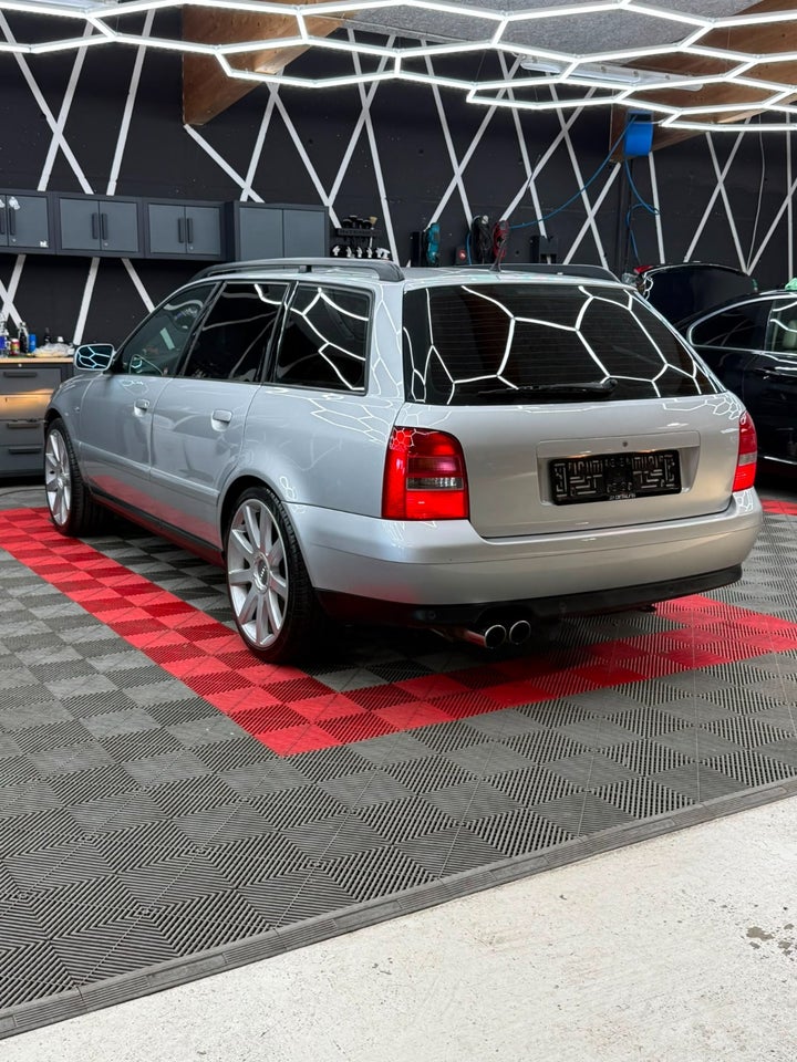 Audi A4 2,8 V6 Avant quattro 5d