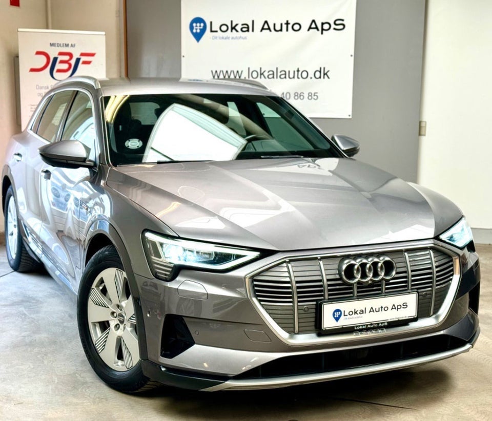 Audi e-tron 55 S-line quattro 5d