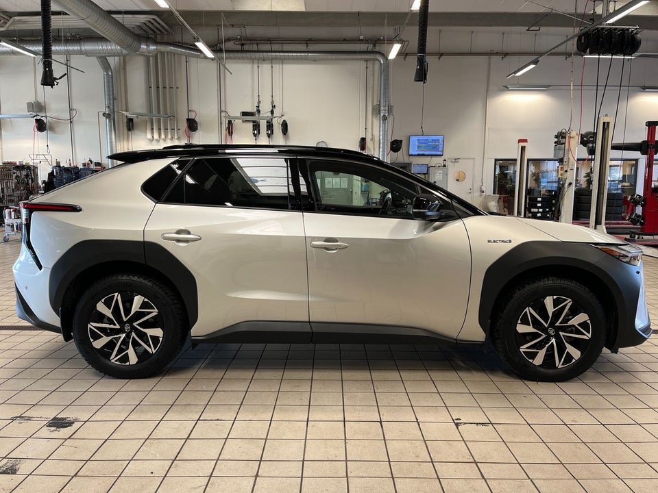 Toyota bZ4X Executive Premium 5d