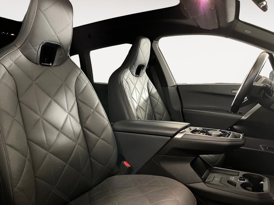 BMW iX xDrive40 Supercharged 5d