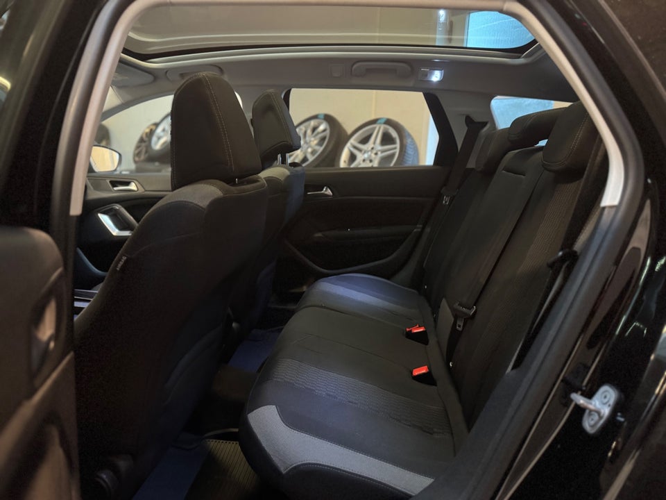 Peugeot 308 1,6 BlueHDi 120 Style Sky SW 5d