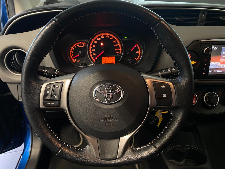 Toyota Yaris 1,0 VVT-i T2 5d