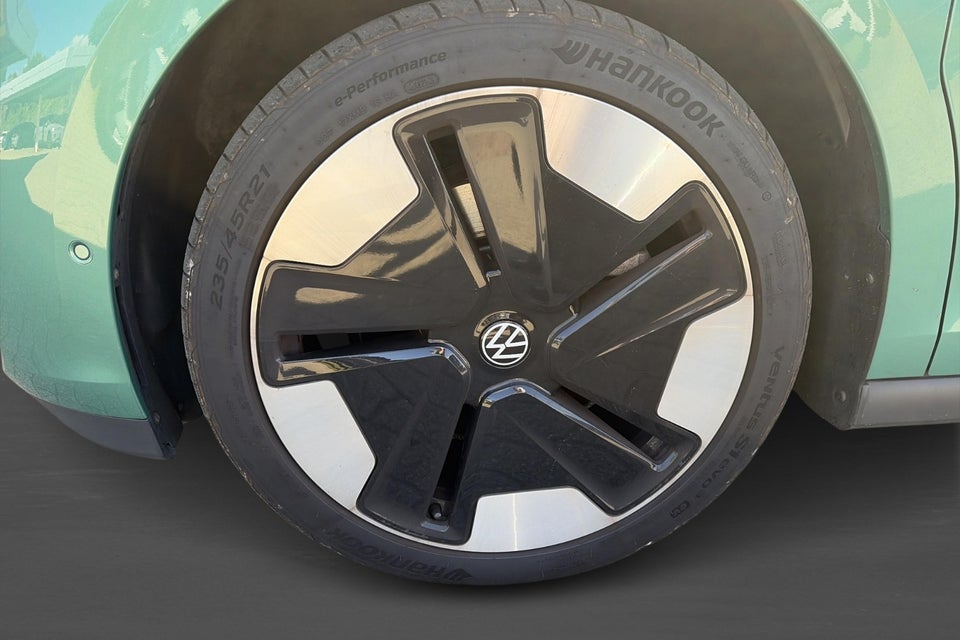 VW ID. Buzz 77 Pro SWB 5d