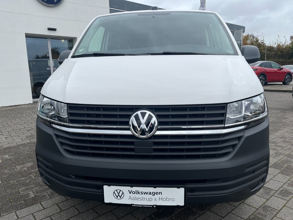 VW Transporter 2,0 TDi 150 Kassevogn DSG lang