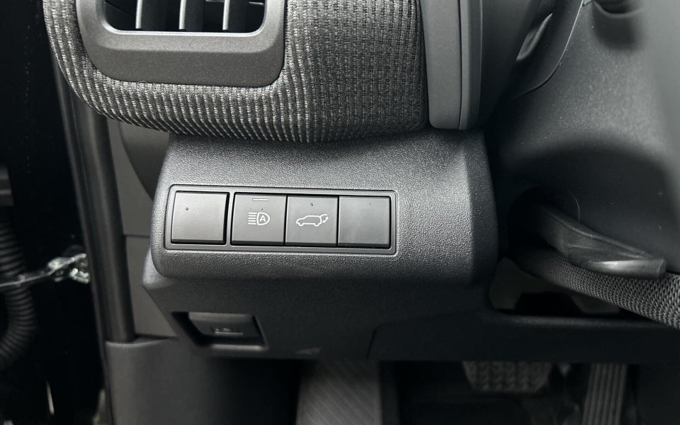 Toyota bZ4X Executive 5d