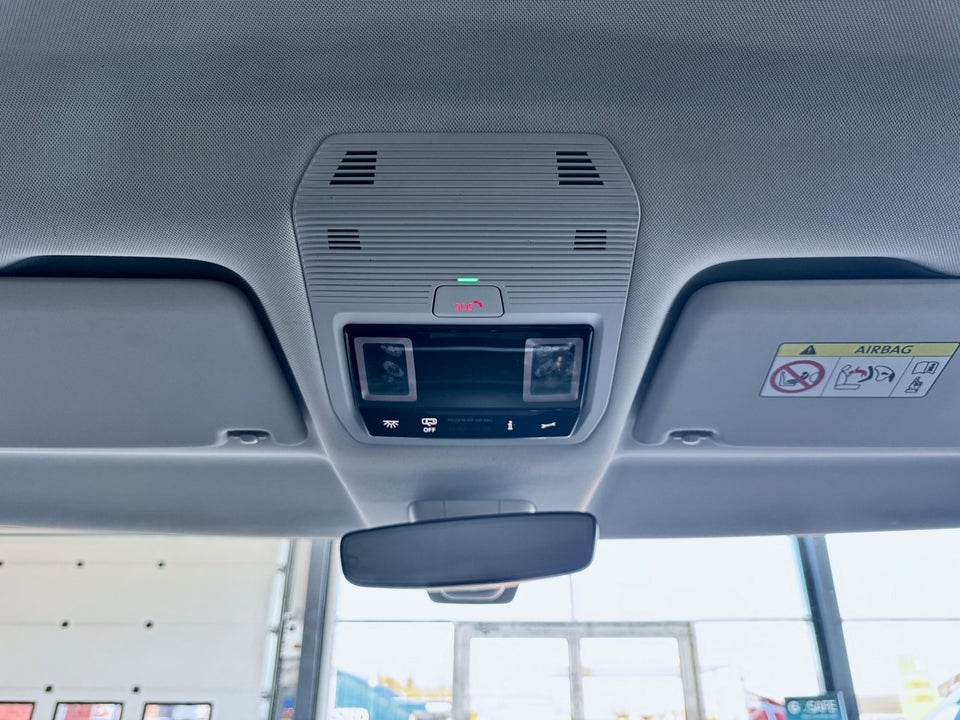 VW ID.Buzz 77 Pro SWB 5d