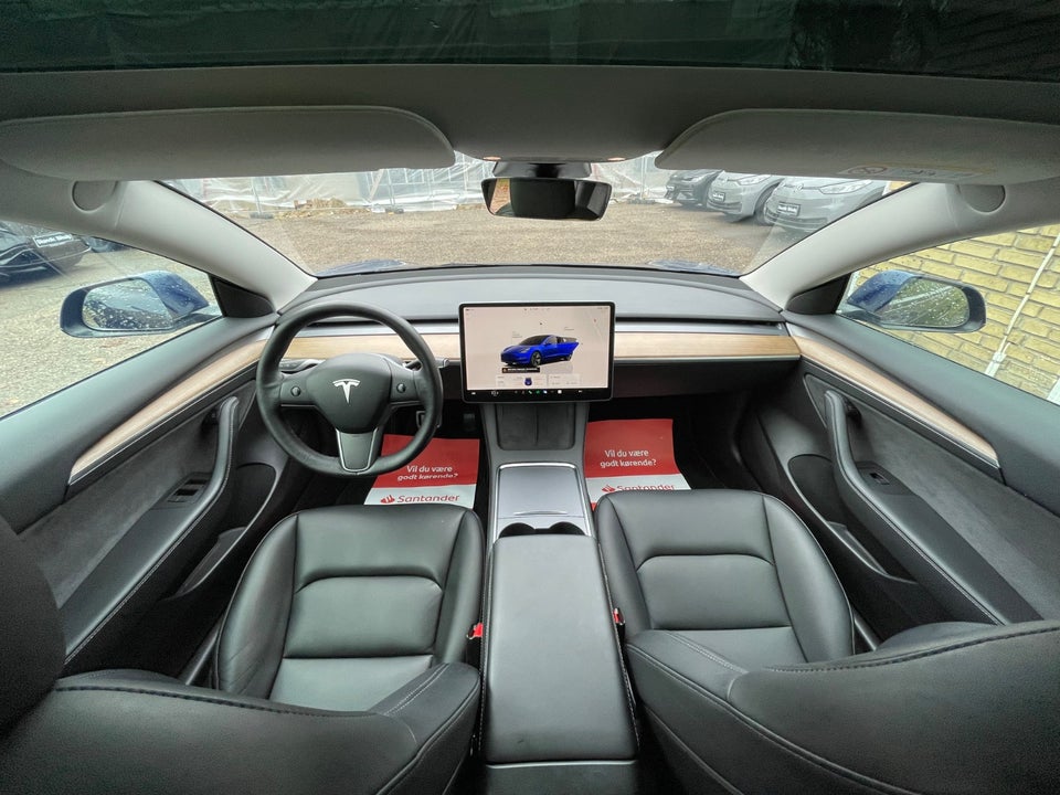 Tesla Model 3 Standard Range+ RWD 4d