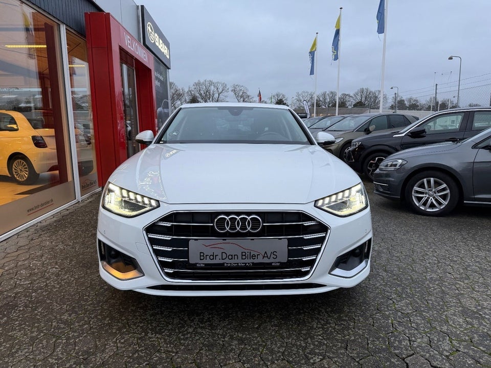 Audi A4 40 TFSi Advanced Prestige Tour plus S-tr. 4d