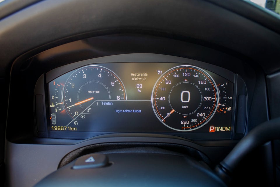 Cadillac Escalade 6,2 V8 ESV Platinum aut. 7prs 5d
