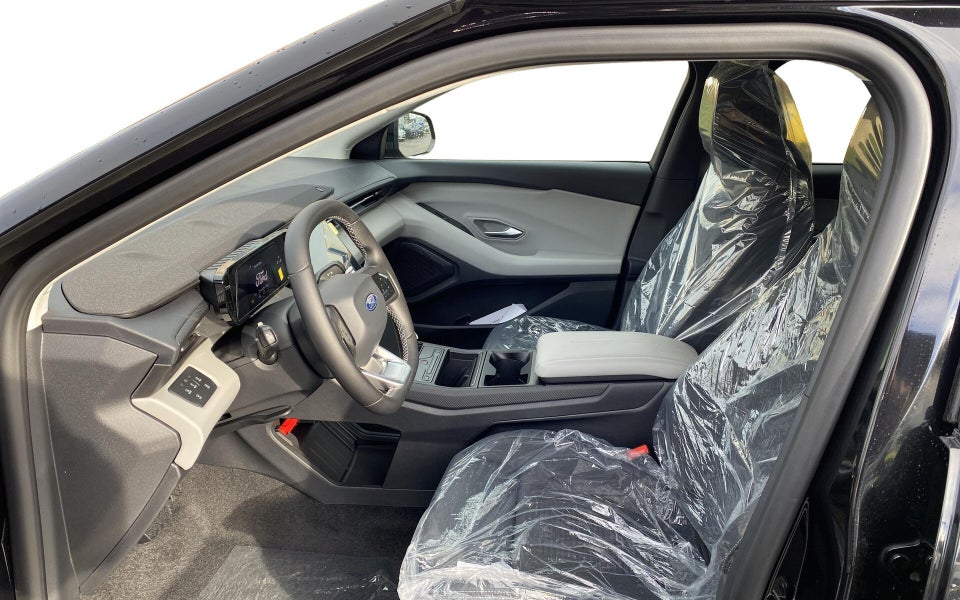 Ford Explorer 82 Premium Extended Range 5d