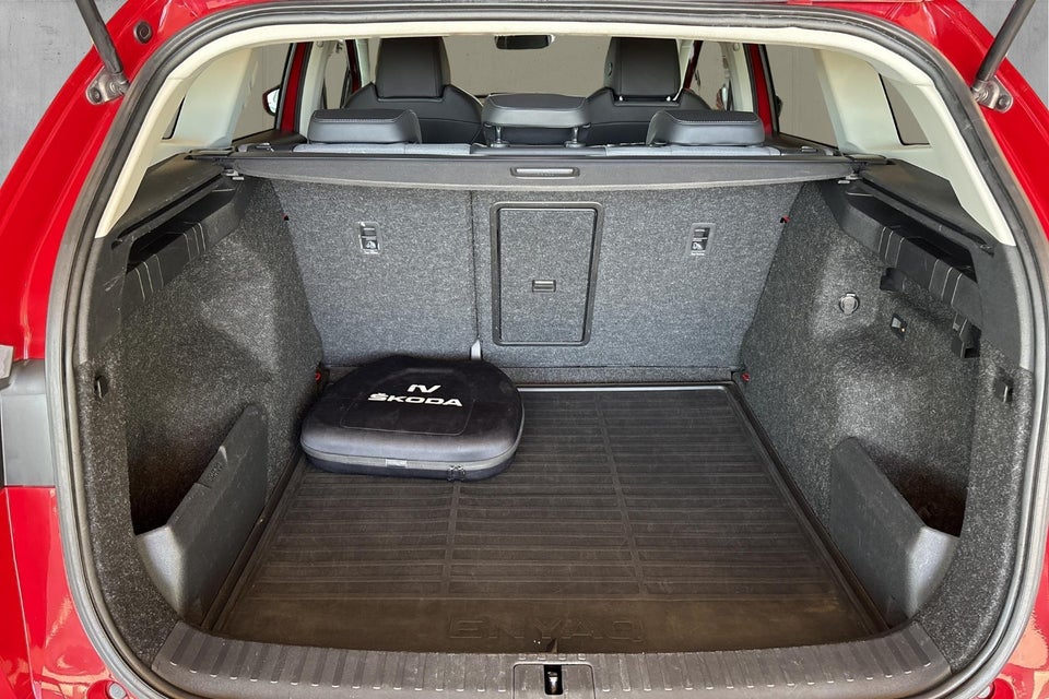 Skoda Enyaq 80 iV Loft 5d