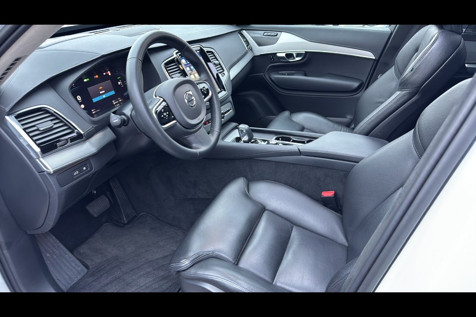 Volvo XC90 2,0 T8 ReCharge Ultimate Dark aut. AWD 7prs 5d