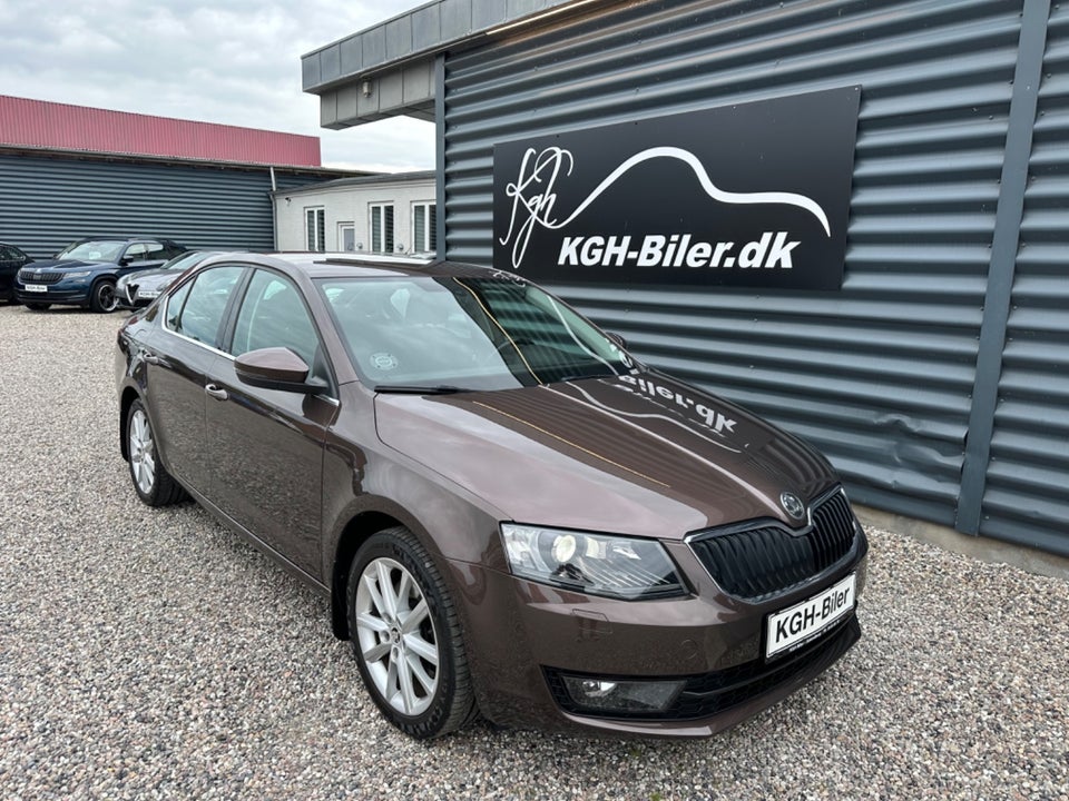 Skoda Octavia 1,8 TSi 180 Elegance DSG 5d