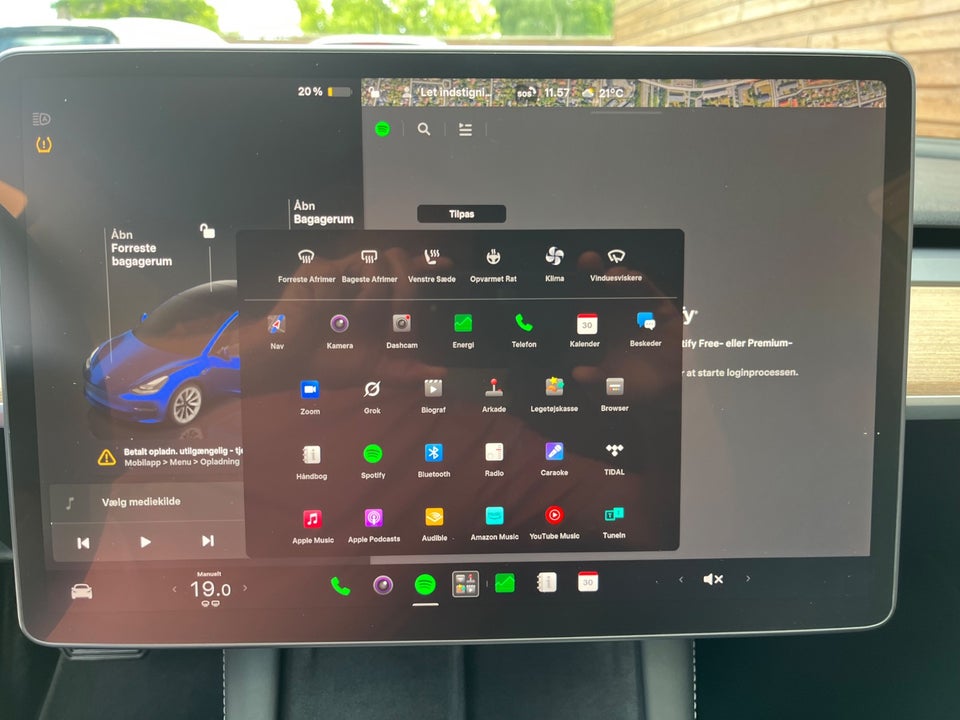Tesla Model 3 Long Range AWD 4d