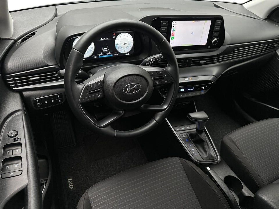 Hyundai i20 1,0 T-GDi Essential DCT 5d