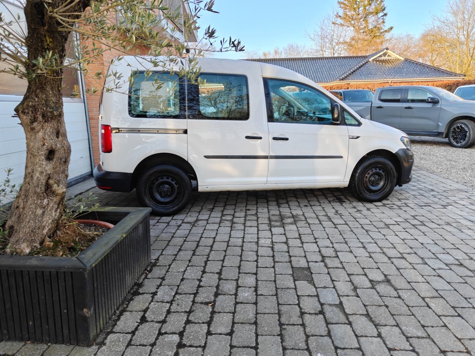 VW Caddy 2,0 TDi 75 BMT Van 4d