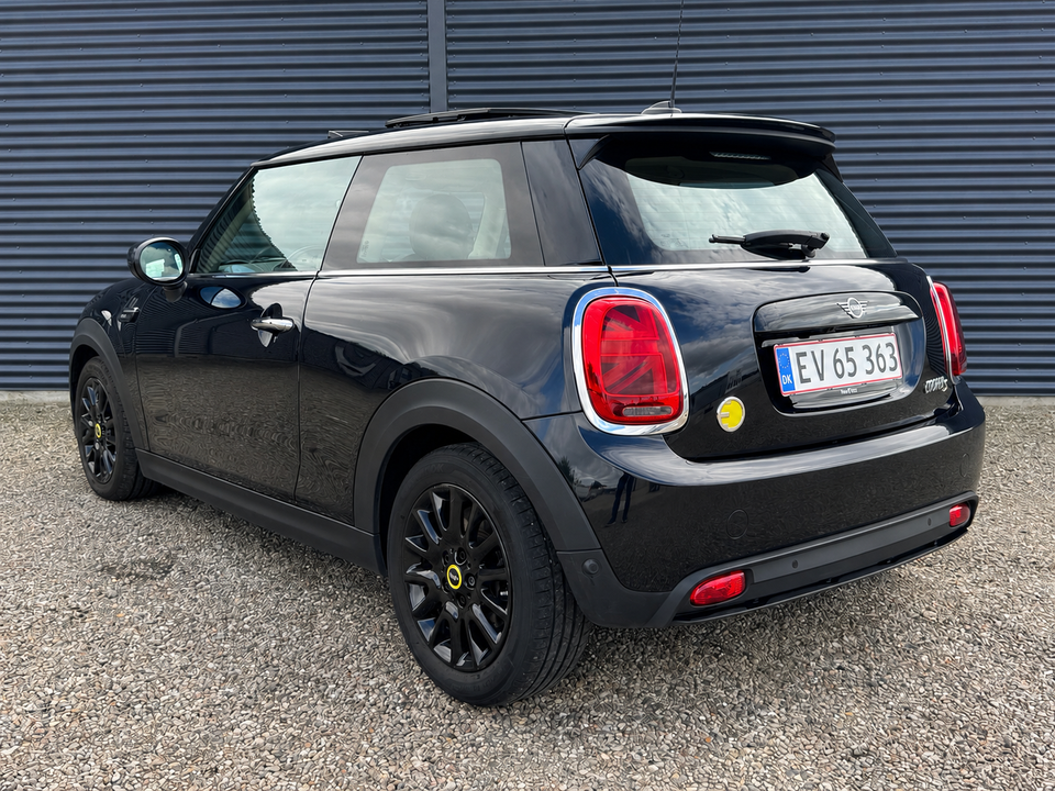 MINI Cooper SE Camden Edition 3d