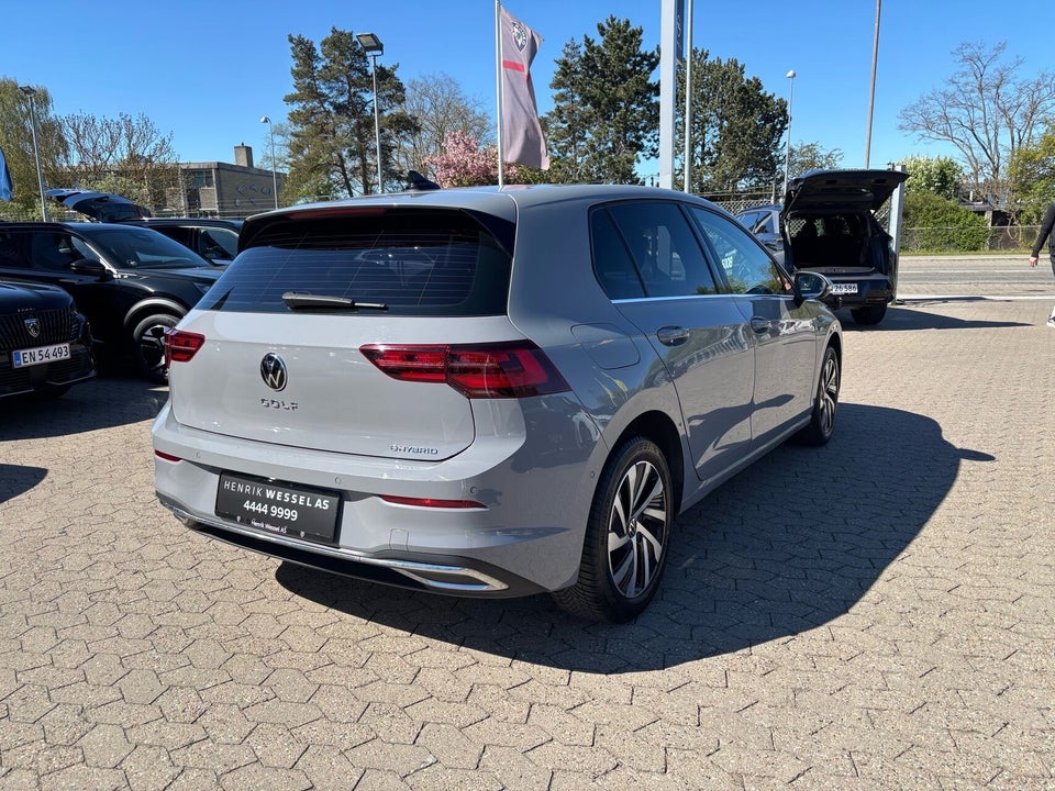 VW Golf VII 1,4 GTE DSG 5d