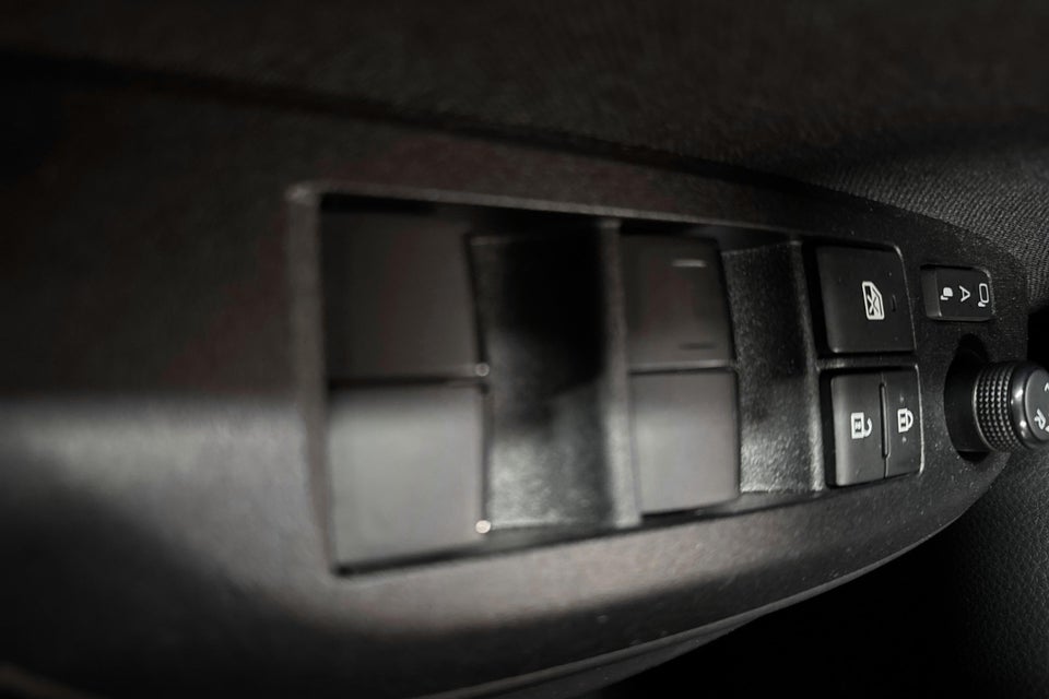 Toyota Yaris 1,5 Hybrid Style e-CVT 5d