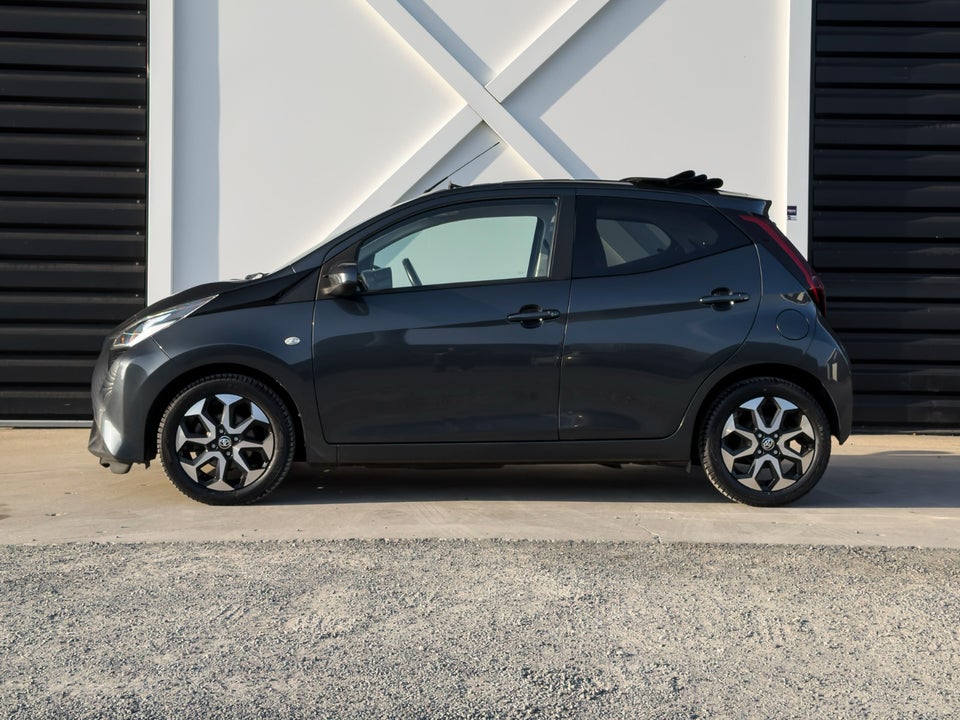Toyota Aygo 1,0 VVT-i x-sky 5d