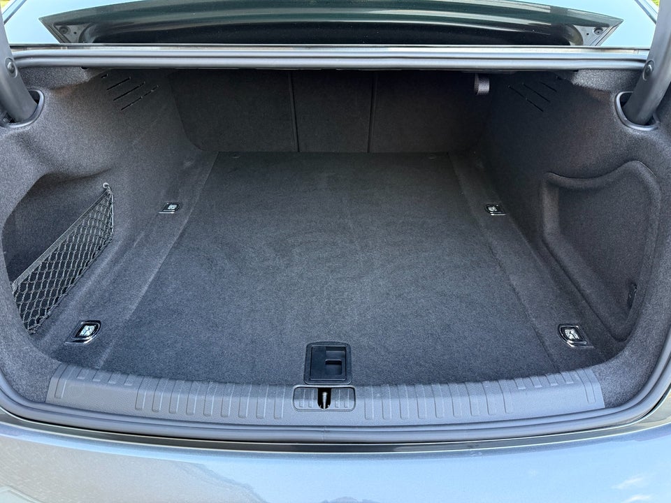 Audi A6 50 TDi S-line quattro Tiptr. 4d