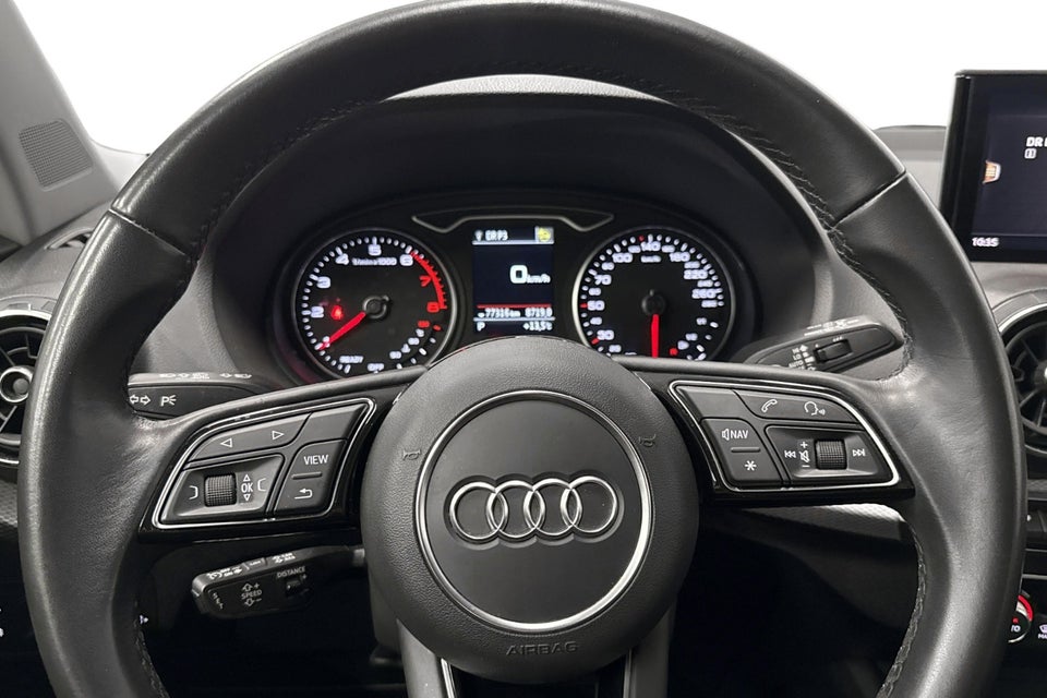 Audi Q2 35 TFSi Prestige S-tr. 5d