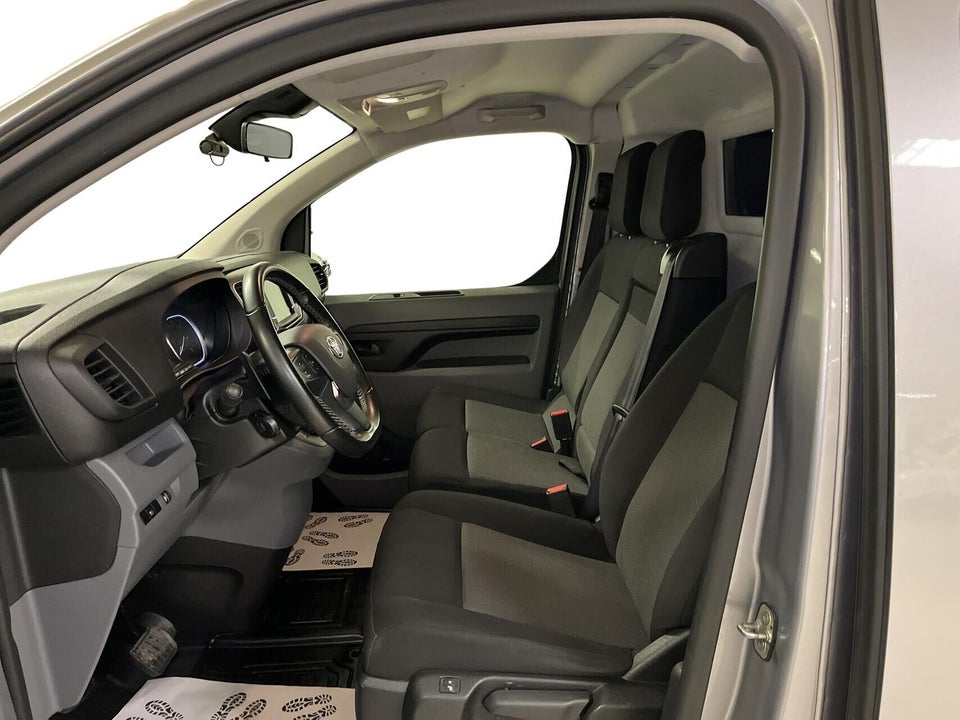 Toyota ProAce 2,0 D 177 Long Comfort Master aut. 5d