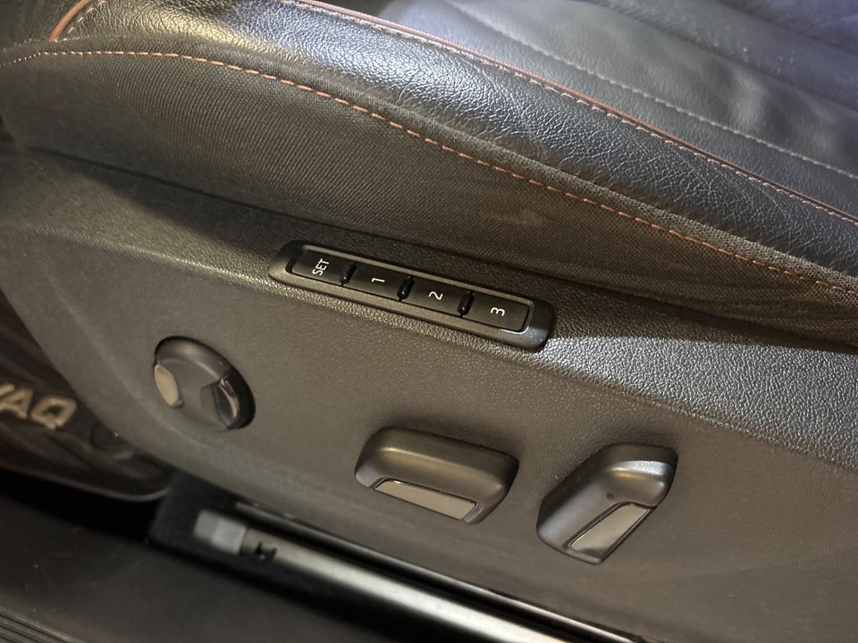 Skoda Enyaq 80 iV Suite 5d