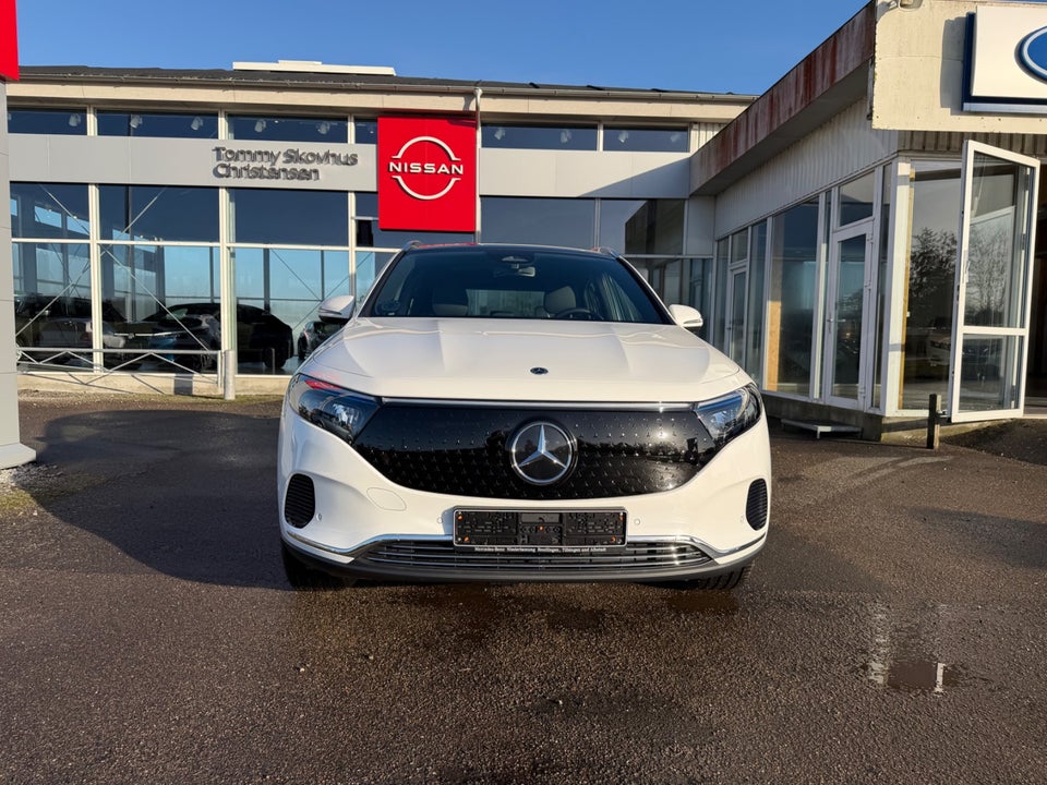 Mercedes EQA250+ Progressive 5d