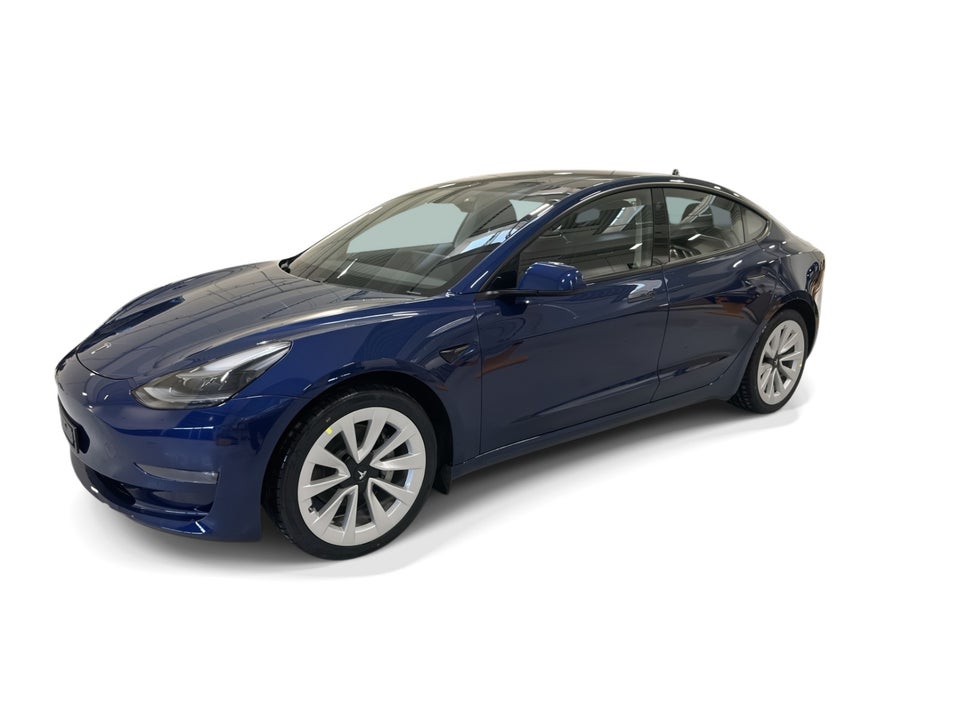 Tesla Model 3 Long Range AWD 4d