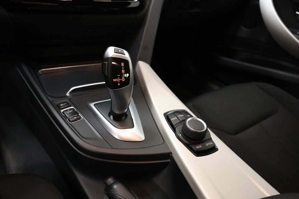 BMW 320d 2,0 Gran Turismo aut. 5d