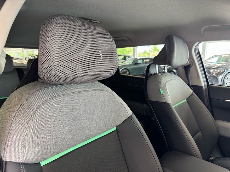 Kia EV4 81 Long Range Upgrade 5d