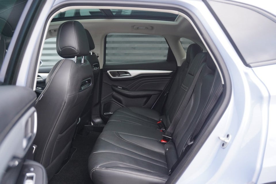 MG Marvel R Performance 5d