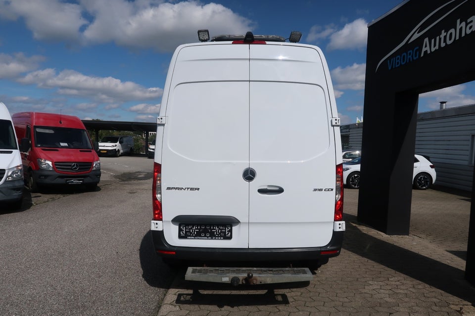 Mercedes Sprinter 316 2,2 CDi A2 Kassevogn RWD