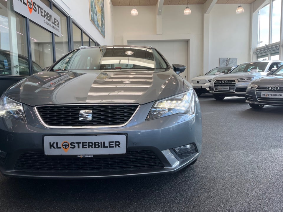 Seat Leon 1,6 TDi 105 Style ST DSG 5d