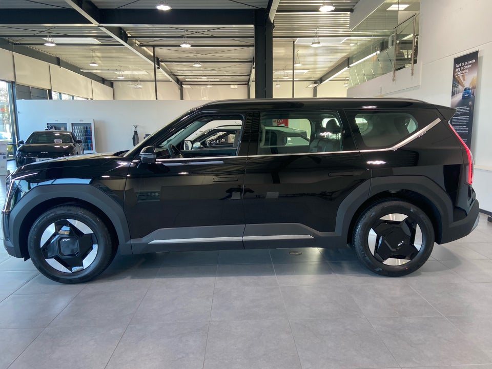 Kia EV9 76 Standard Range Upgrade RWD 7prs 5d