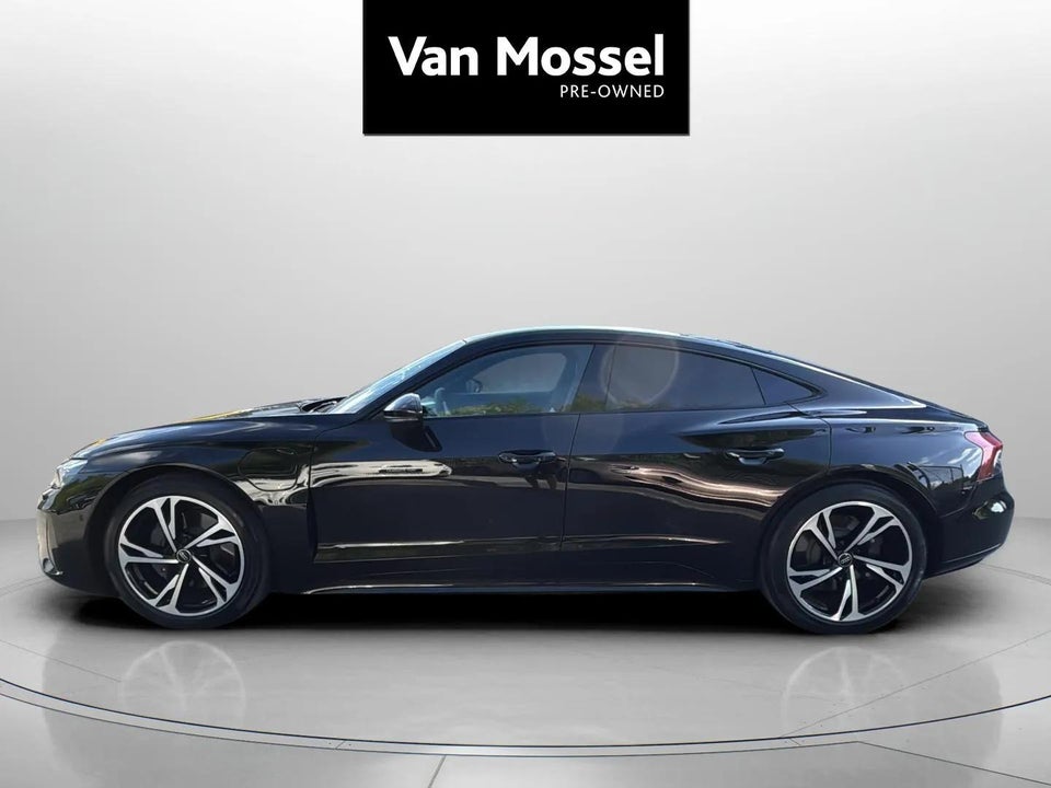 Audi e-tron GT quattro 4d