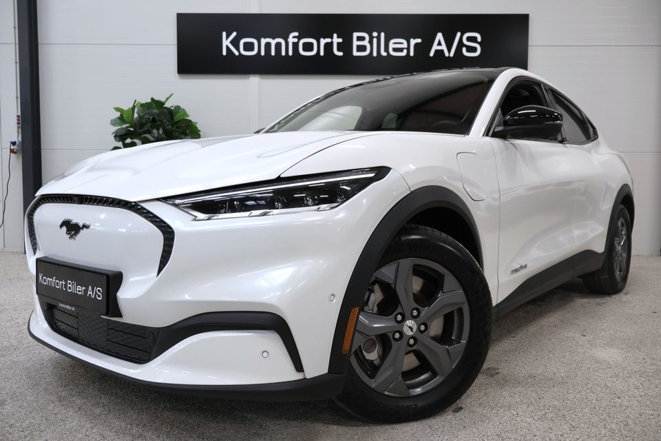 Ford Mustang Mach-E 75 Standard Range AWD 5d