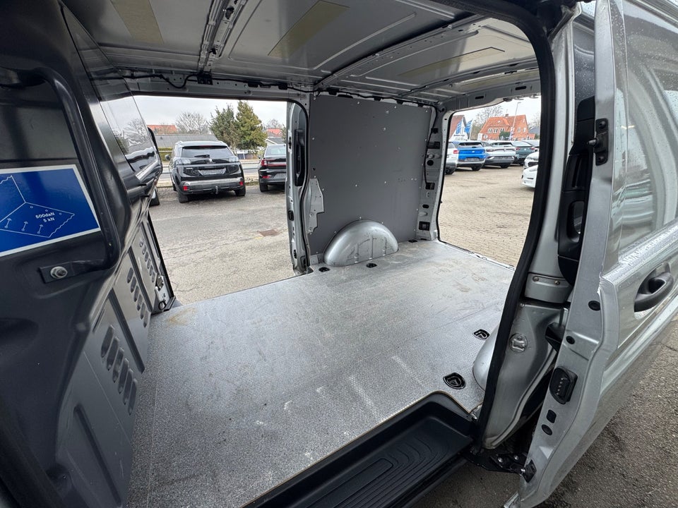 Mercedes Vito 114 2,2 CDi Complete aut. L