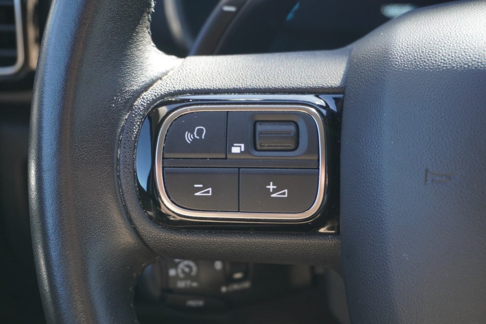 Citroën C5 Aircross 1,6 Hybrid Shine EAT8 5d