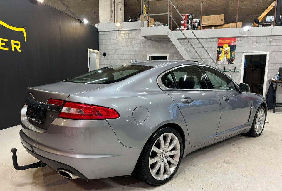 Jaguar XF 4,2 Premium Luxury aut. 4d