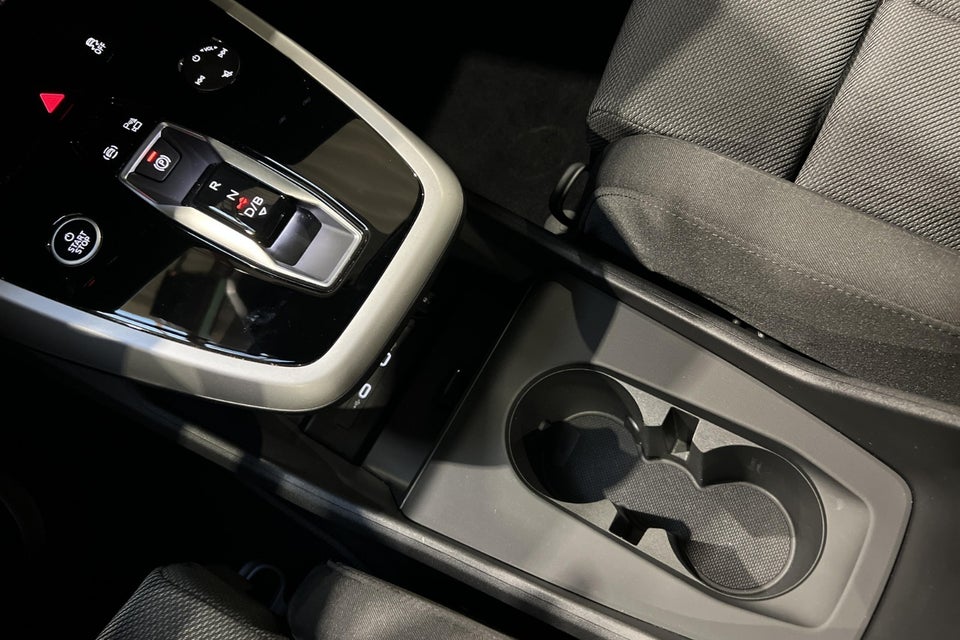 Audi Q4 e-tron 45 S-line 5d