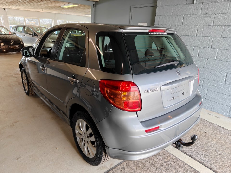 Suzuki SX4 1,6 CombiBack GLX 5d