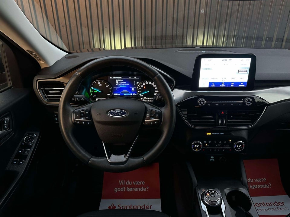 Ford Kuga 2,5 PHEV Titanium X CVT 5d