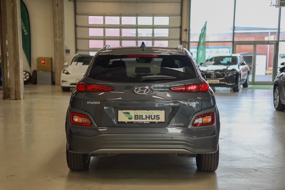 Hyundai Kona 64 EV Premium 5d