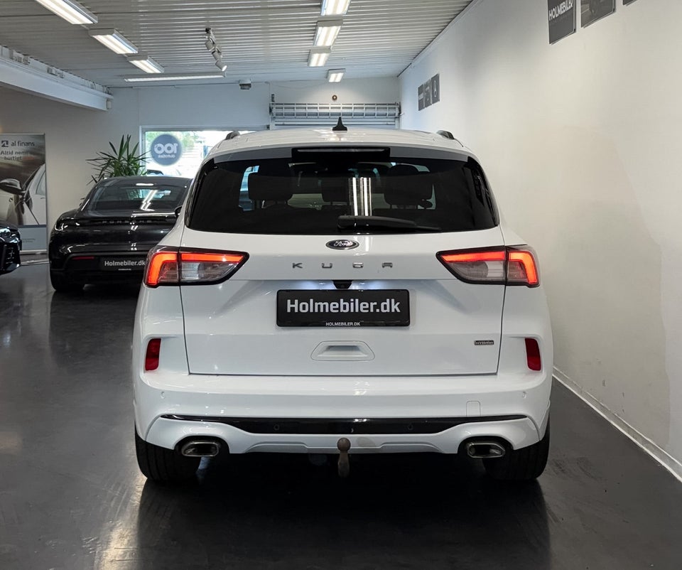 Ford Kuga 2,5 PHEV ST-Line X CVT 5d