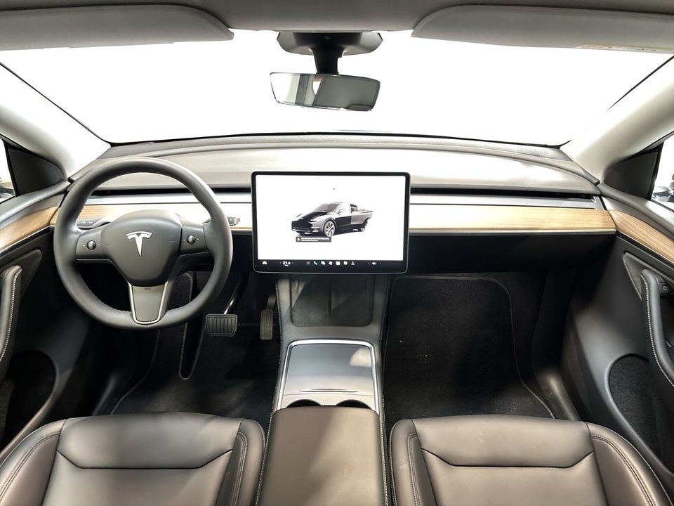 Tesla Model Y Long Range RWD 5d